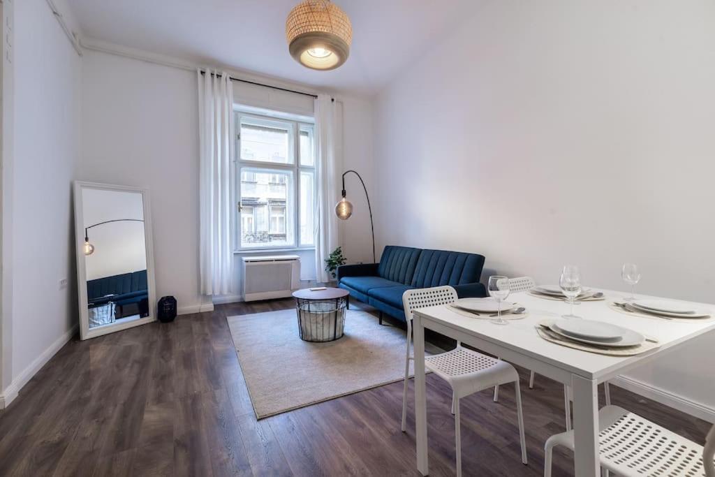 Stylish Central Apartment Budapest Eksteriør billede